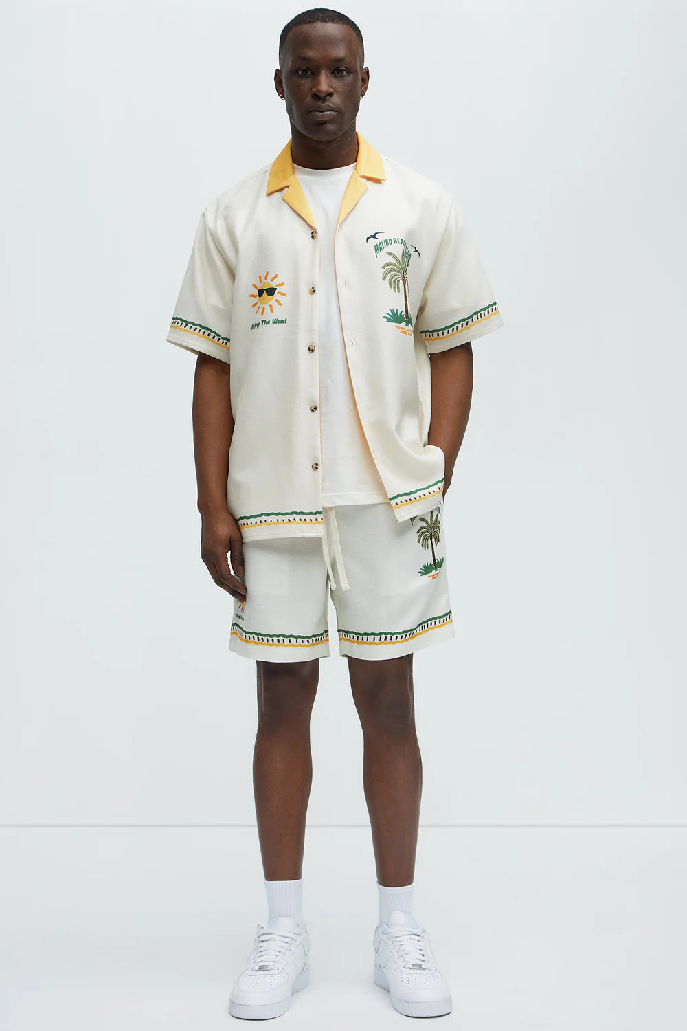 Malibu Beach Relaxed Shorts - Natural/Combo