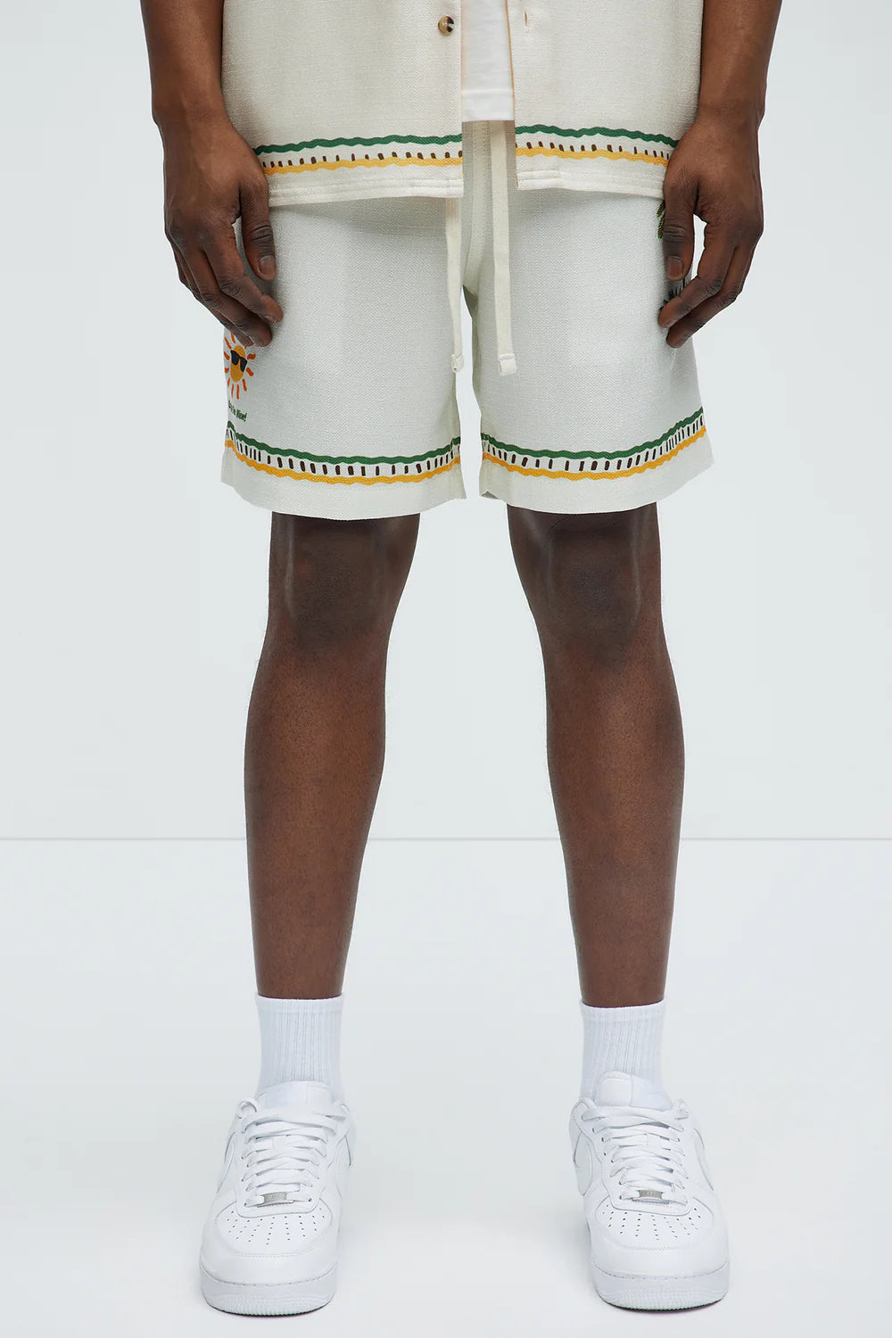 Malibu Beach Relaxed Shorts - Natural/Combo