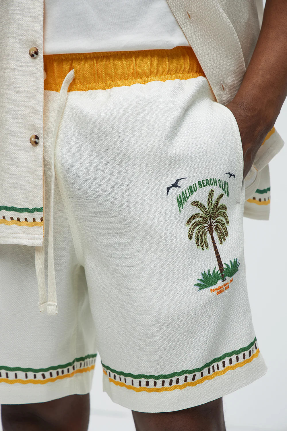 Malibu Beach Relaxed Shorts - Natural/Combo