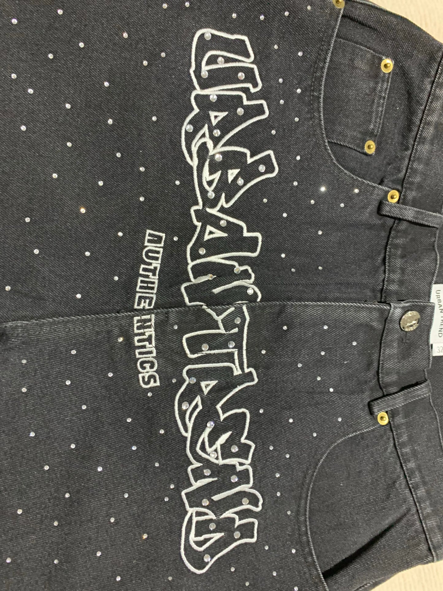 Rhinestone Denim Slim Waist Short
