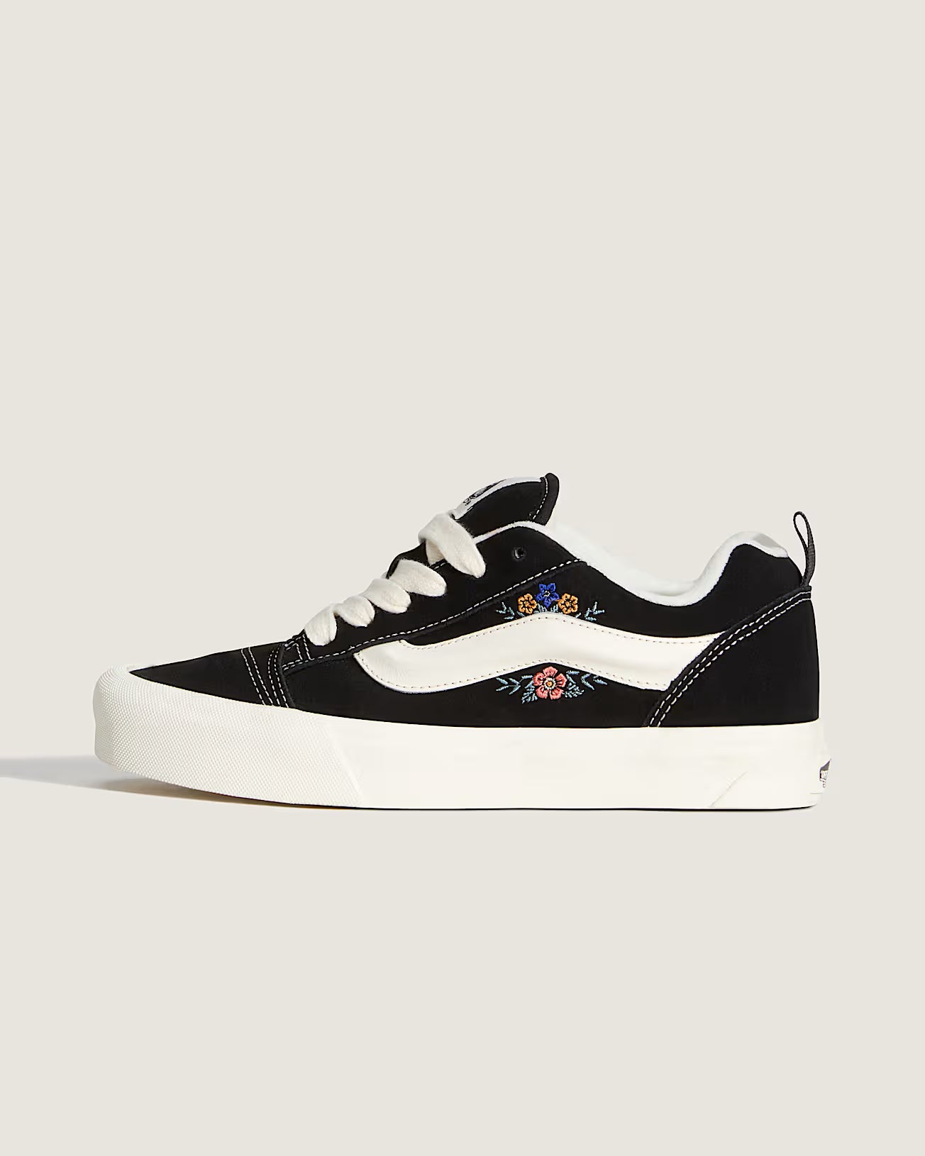 Knu Skool Shoes