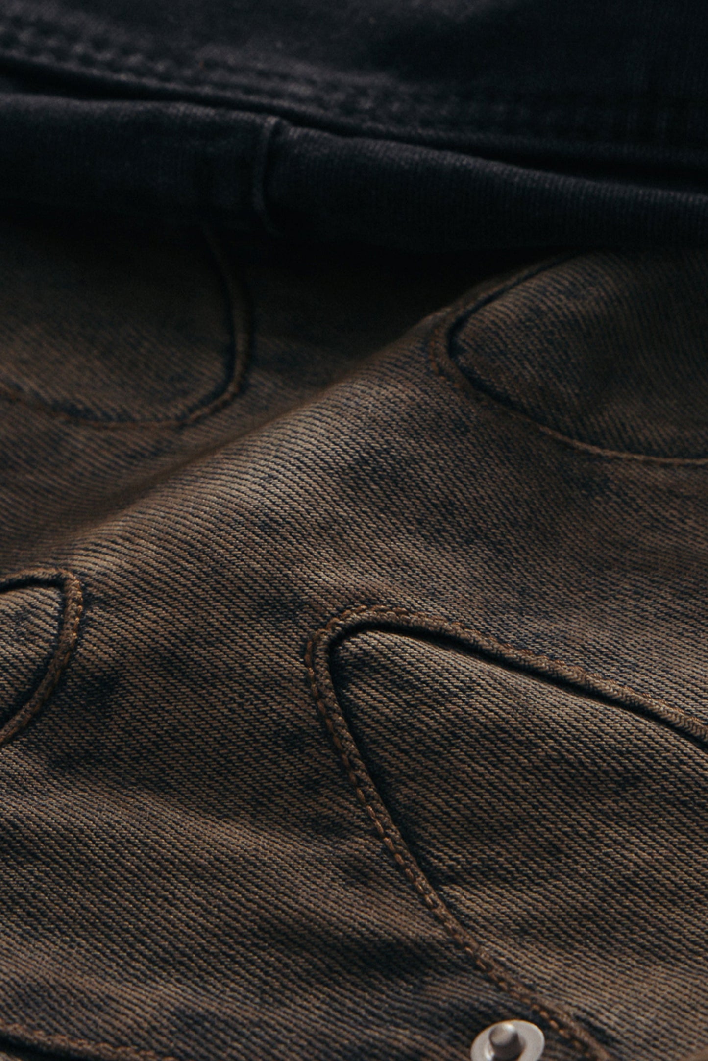 OIL STAIN IRON CROSS DENIM