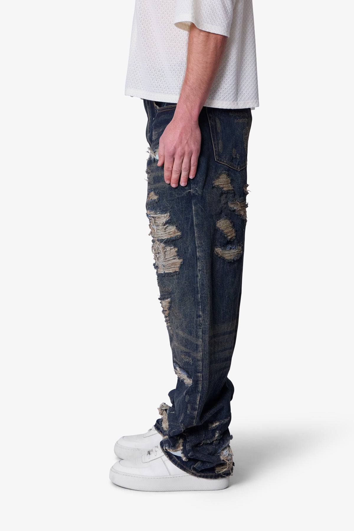 ULTRA BAGGY GASHED DENIM