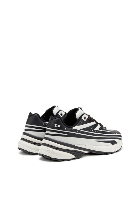 Black & Gray D-Airspeed Low Sneakers