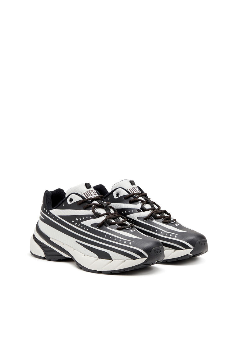 Black & Gray D-Airspeed Low Sneakers