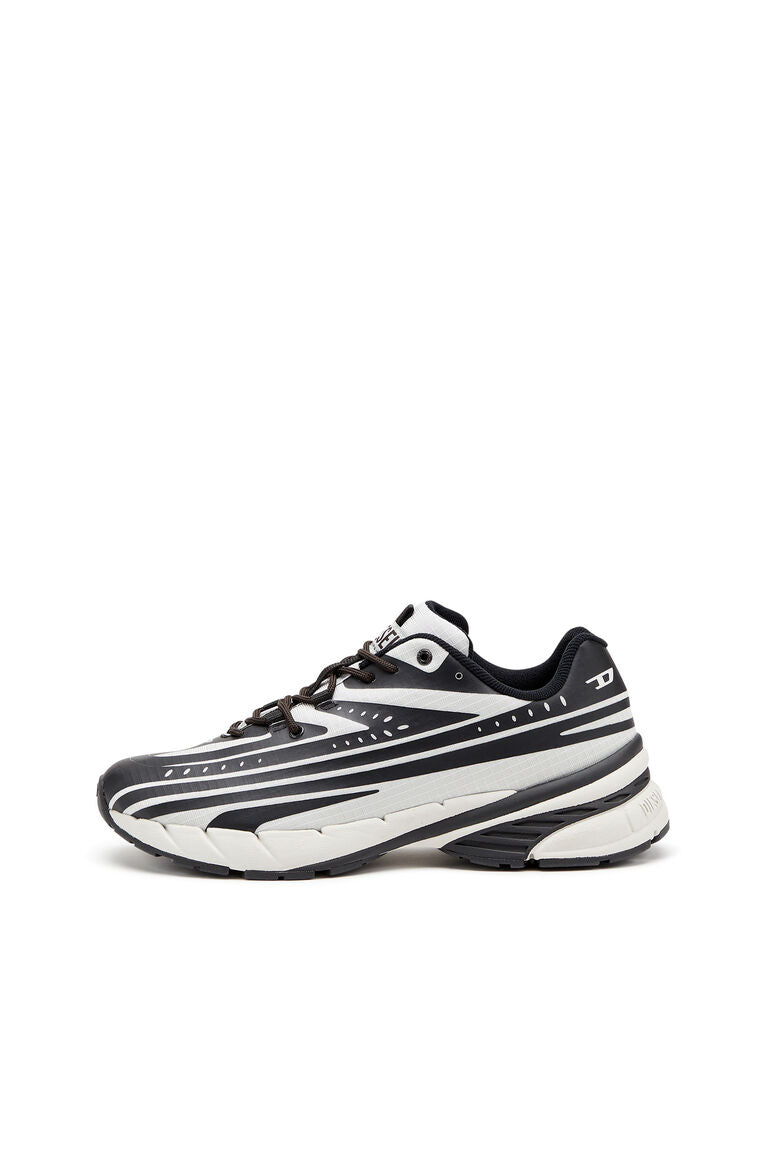 Black & Gray D-Airspeed Low Sneakers