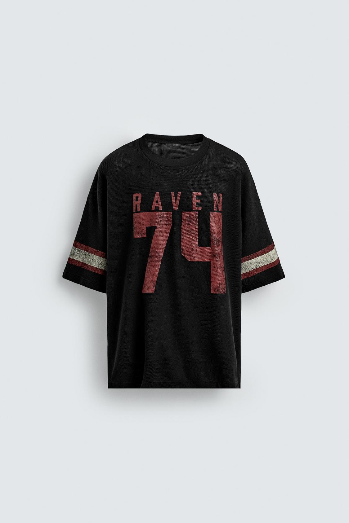OVERSIZED VARSITY T-SHIRT