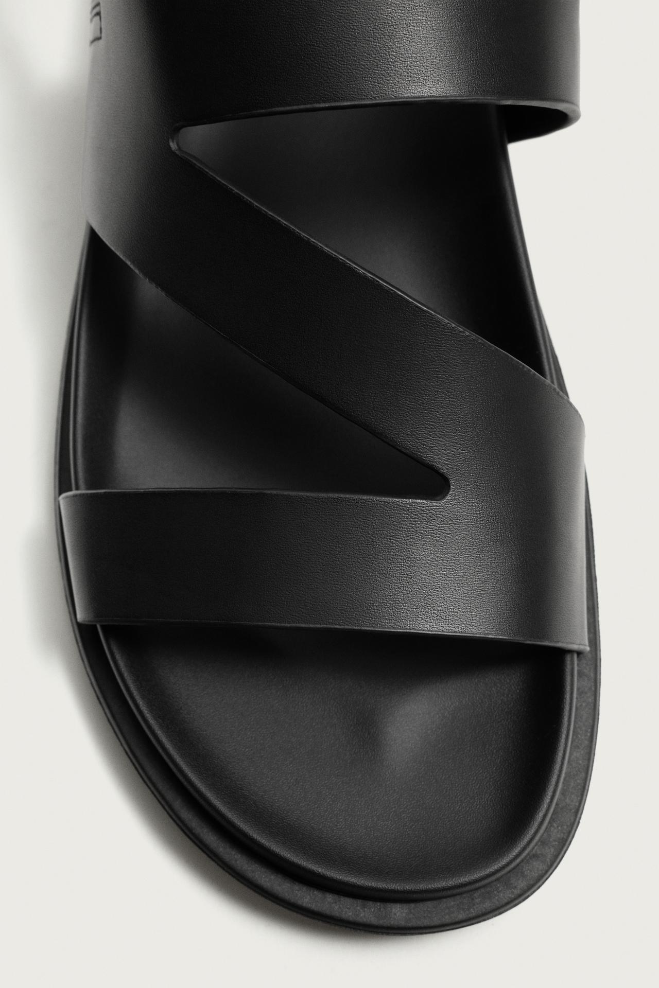 STRAPPY SANDALS