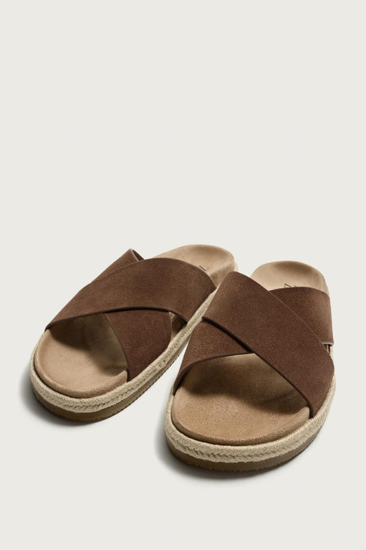 CROSSOVER LEATHER SANDALS