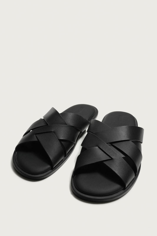 LEATHER STRAPPY SANDALS