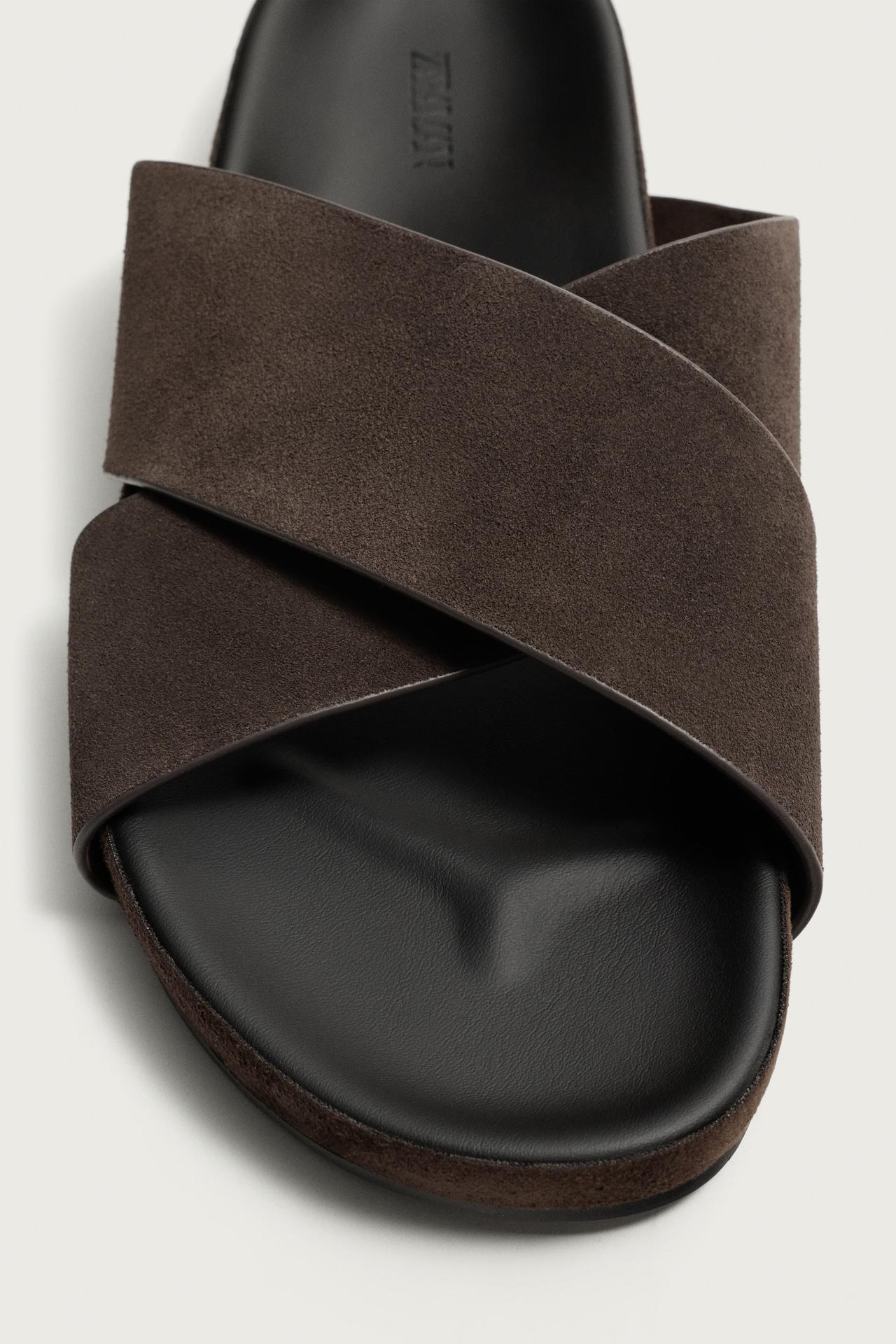 CROSSOVER LEATHER SANDALS