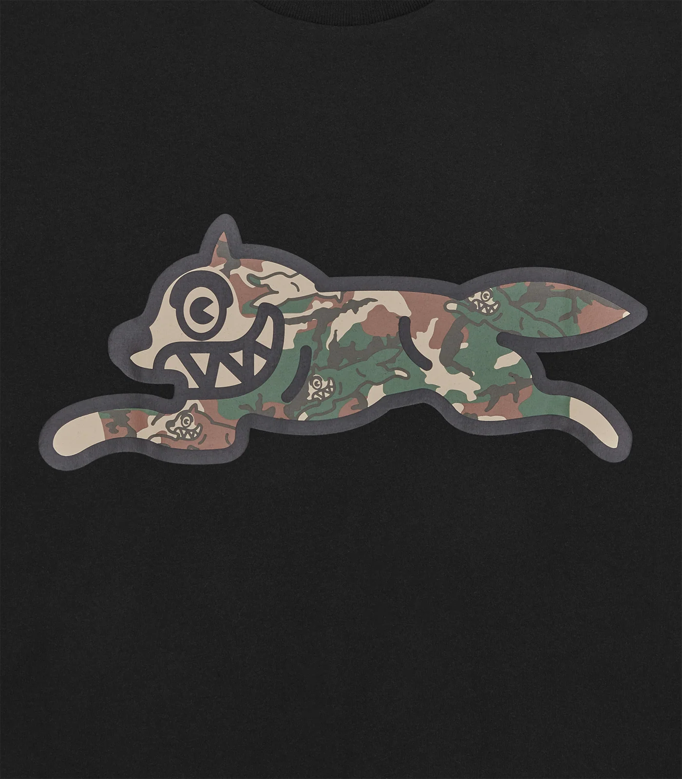 CAMO RUNNING DOG WOODLAND T-SHIRT - BLACK