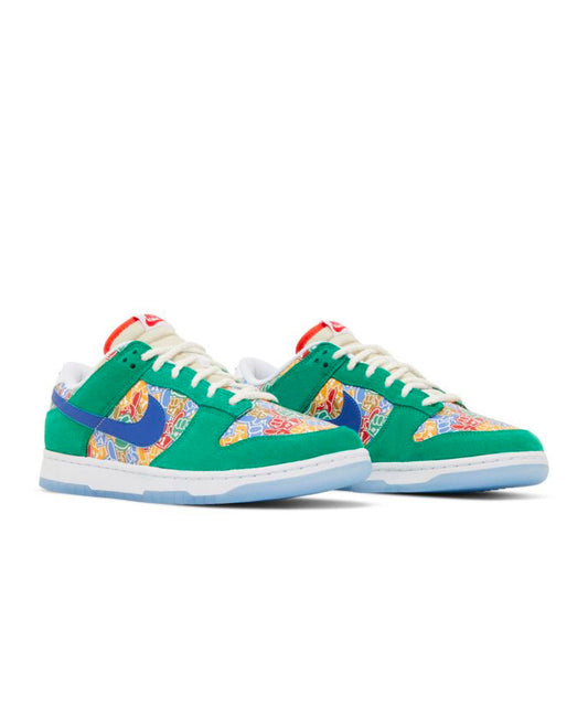 Nike Dunk Low Foam Finger