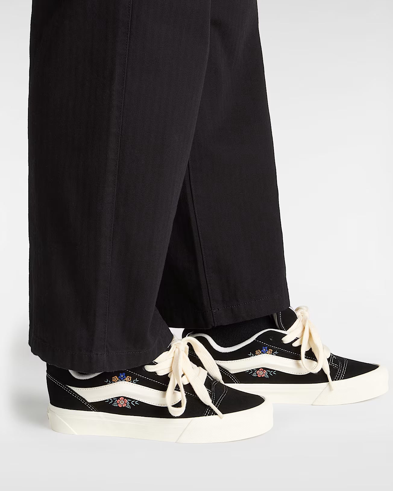 Knu Skool Shoes