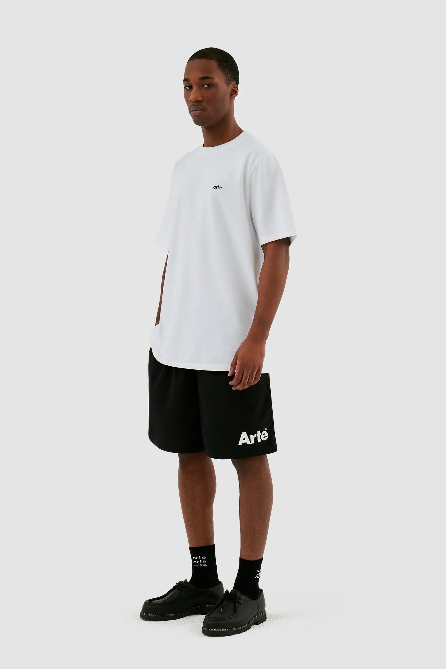 Samuel Logo Shorts - Black