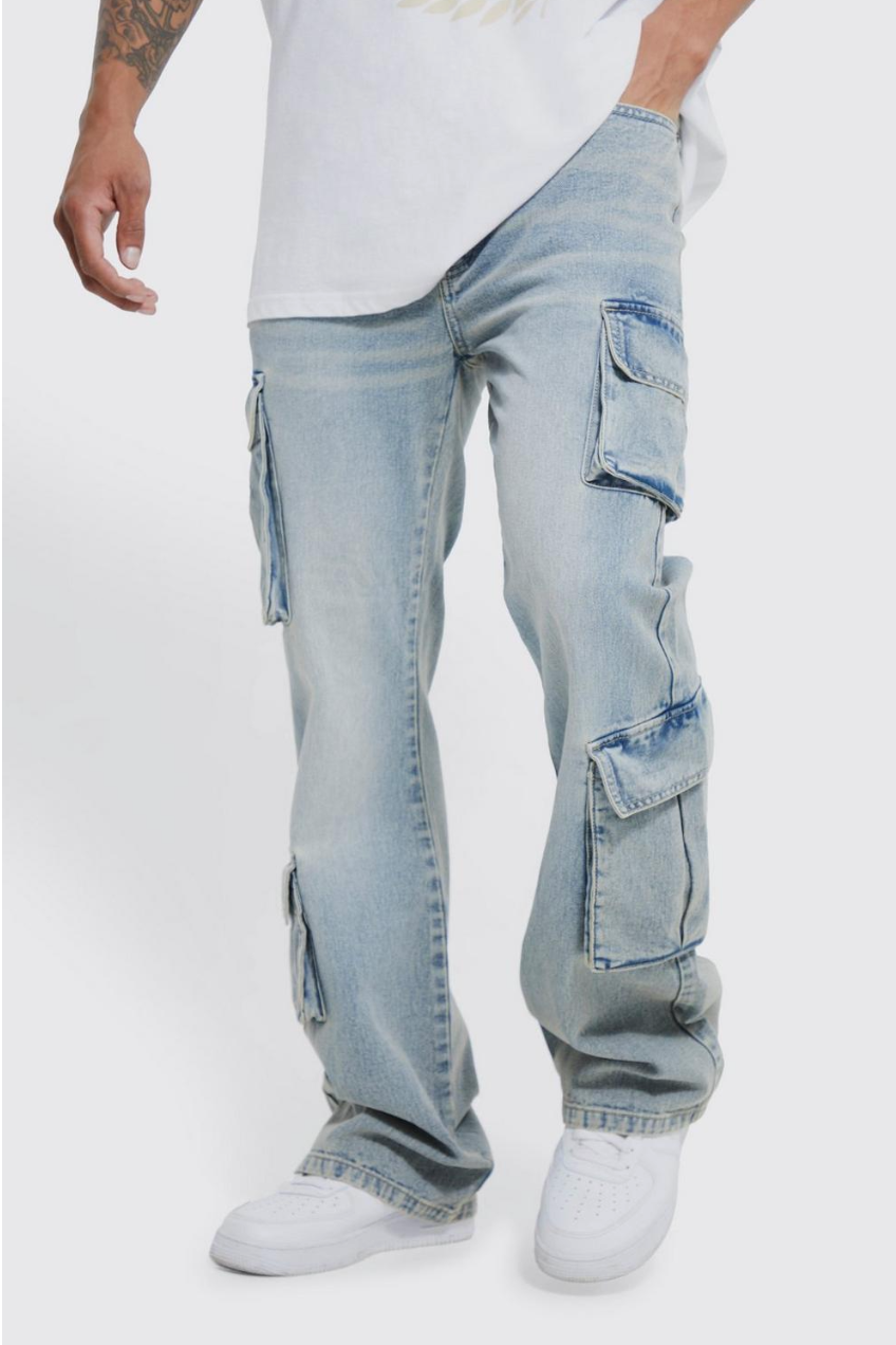 BAGGY FIT CARGO JEANS