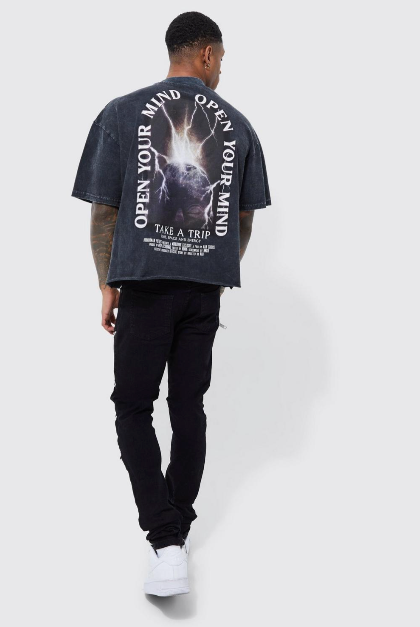 Oversized Boxy Washed Graphic Raw Hem T-shirt