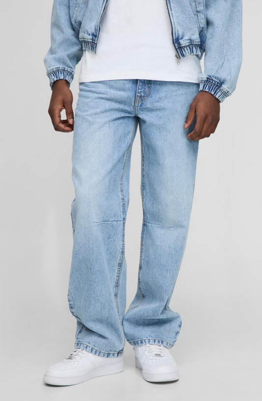 Relaxed Fit Washed Knee Dart Jeans