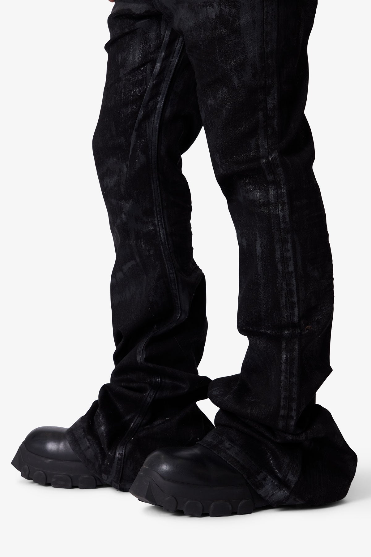 SUPER STACKED DENIM - WAXED BLACK