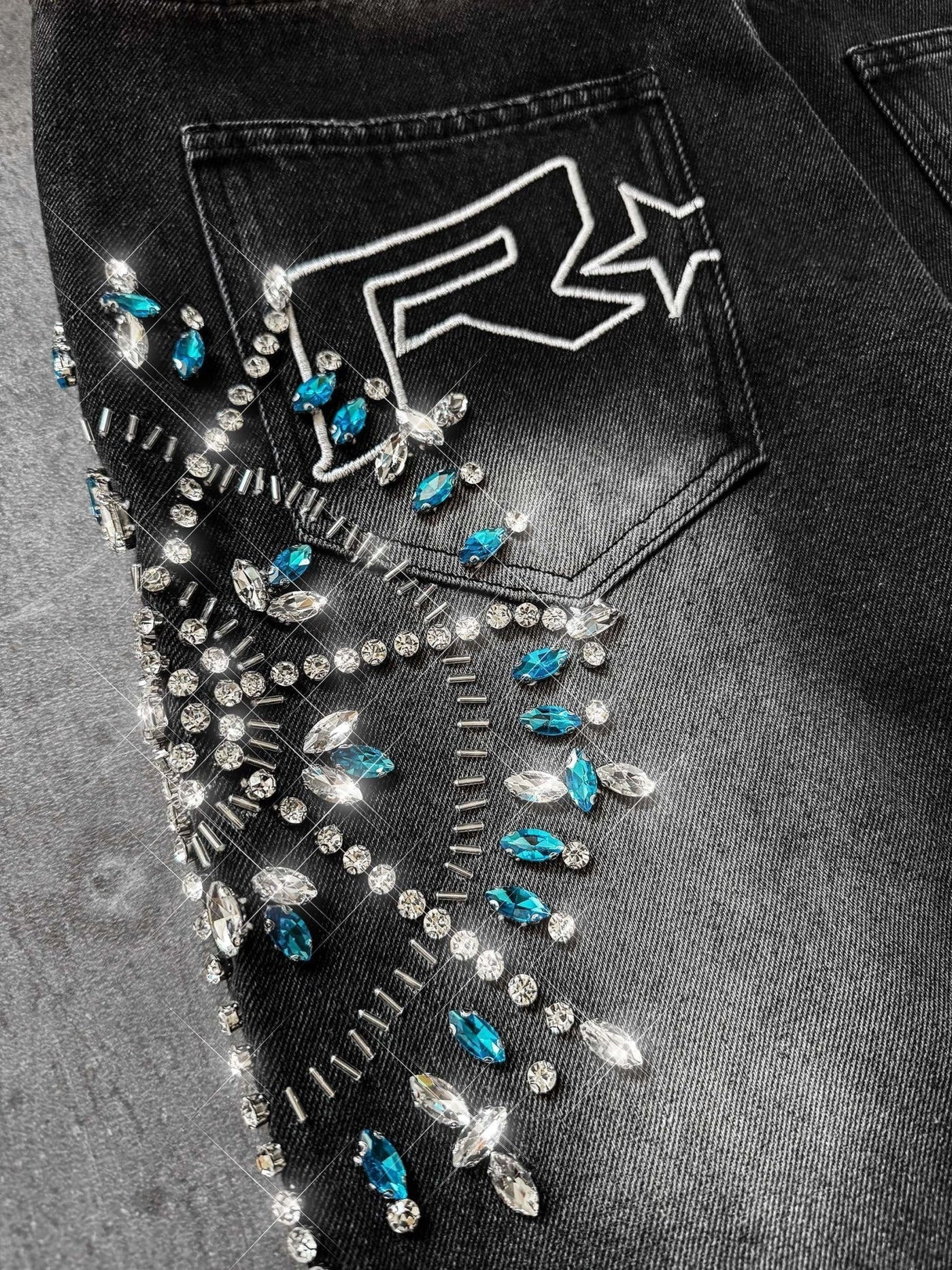 Circle Diamond Denim - Black