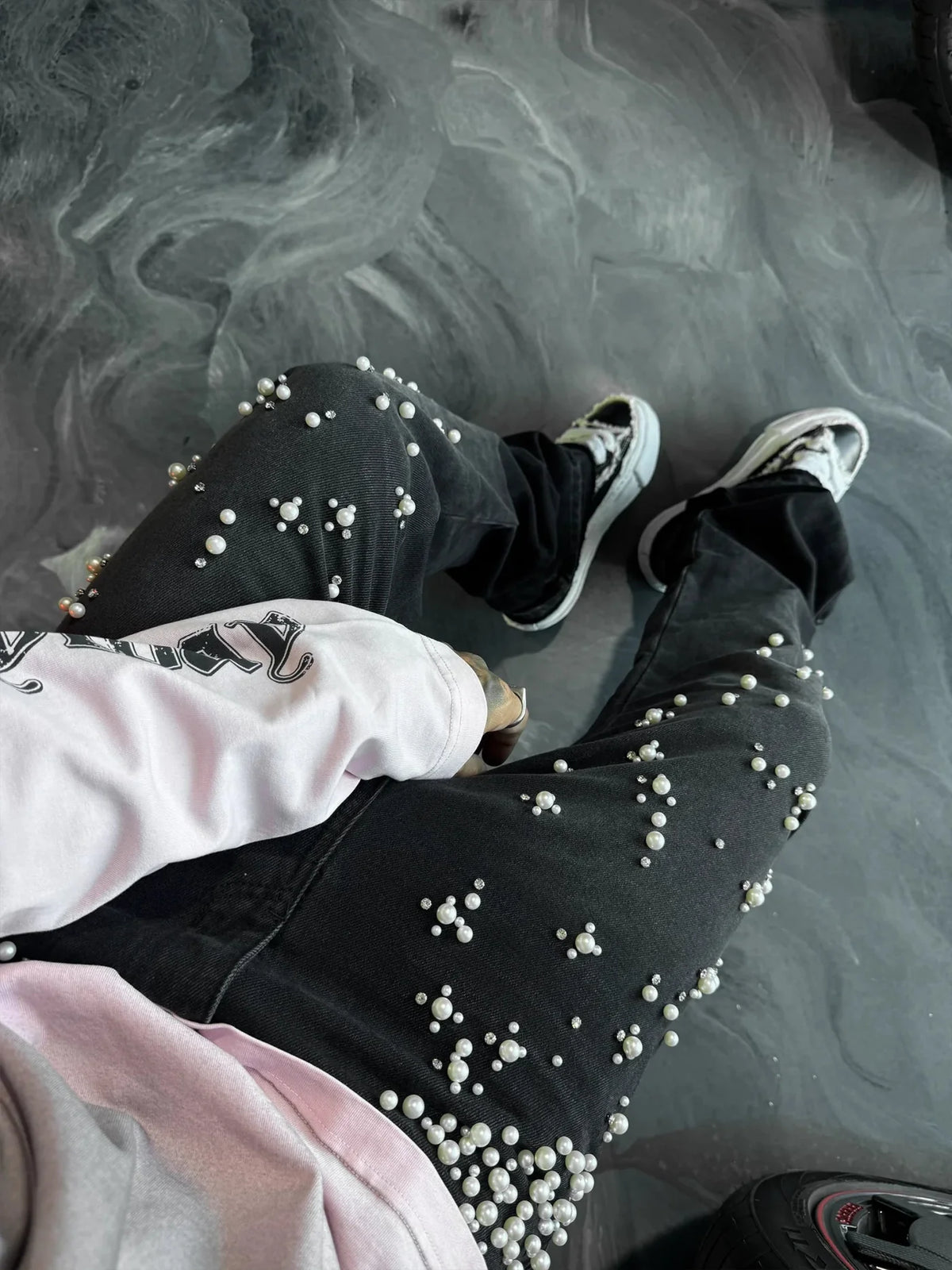 Gradient Pearl Denim - Black